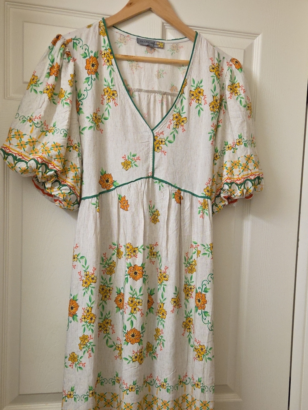 Cream Floral Midi Dress with Green Trim Anthropologie Large NWT Figueroa&Flower